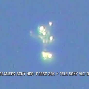 UFO filmed over Milan, Italy