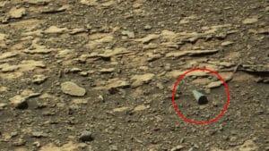 Strange object photographed by a Mars rover